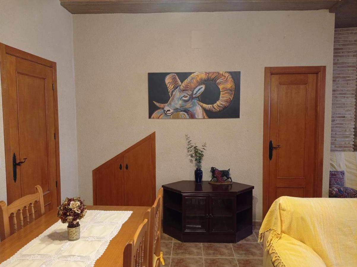Casa Camille.Villares Elche De La Sierra Eksteriør bilde
