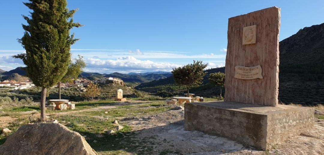 Casa Camille.Villares Elche De La Sierra Eksteriør bilde