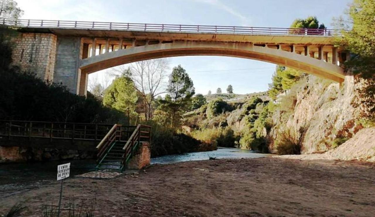 Casa Camille.Villares Elche De La Sierra Eksteriør bilde