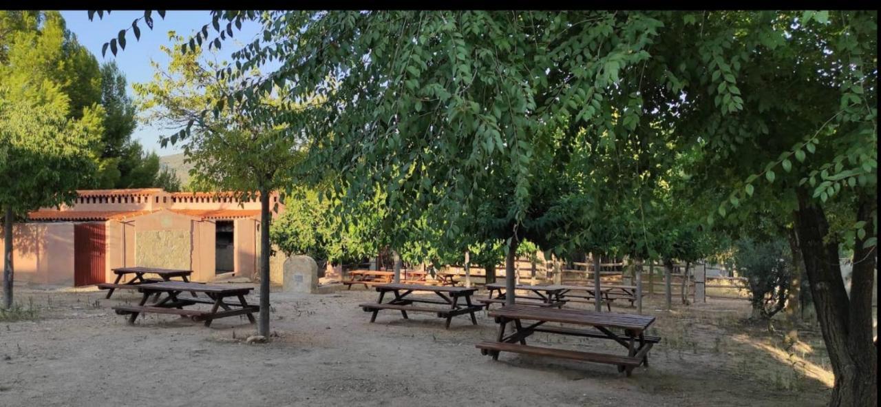 Casa Camille.Villares Elche De La Sierra Eksteriør bilde