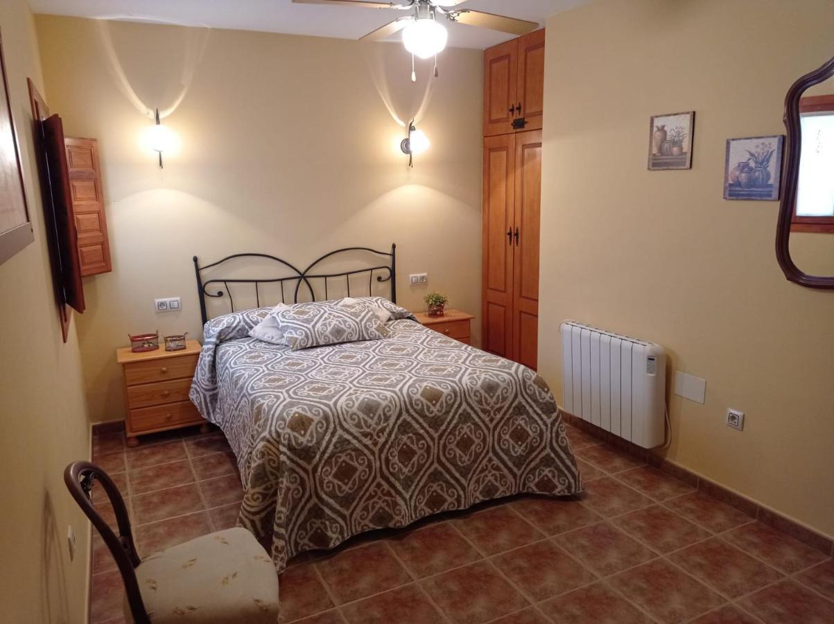Casa Camille.Villares Elche De La Sierra Eksteriør bilde