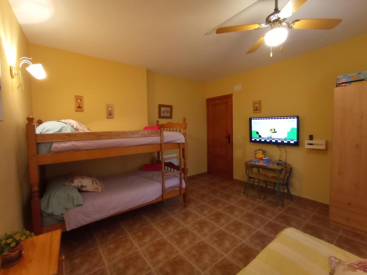 Casa Camille.Villares Elche De La Sierra Eksteriør bilde